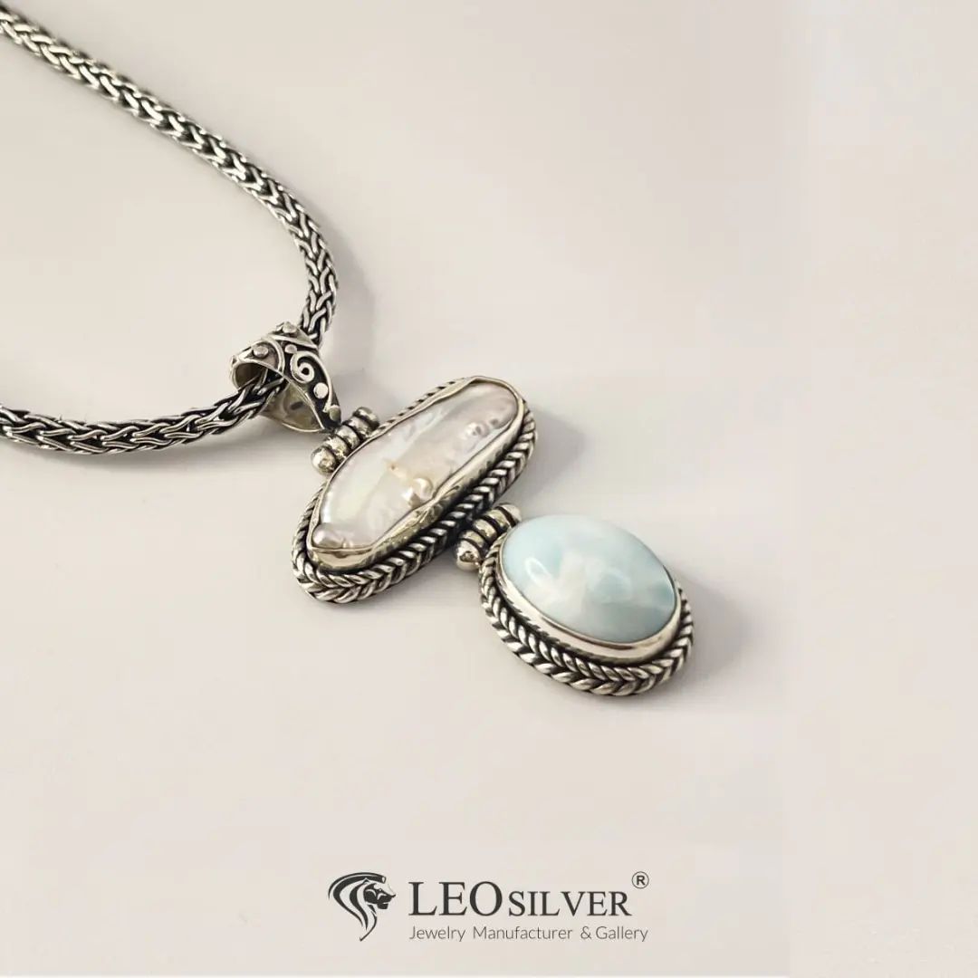 Leo Silver necklace jewelry with two silver and blue stones